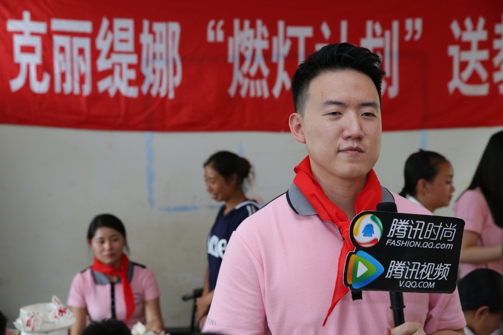 丝瓜视频污网站免费營運長趙承佑燃燈計劃教師培訓